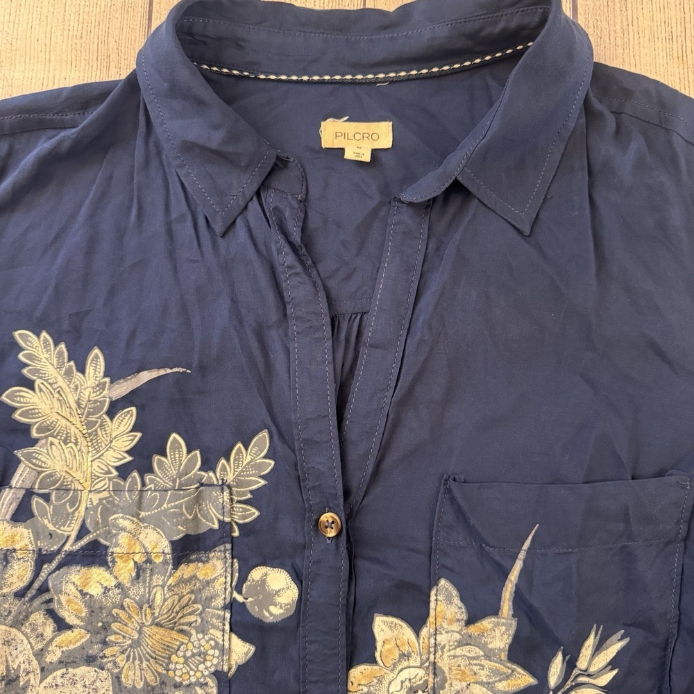 Anthropologie Pilcro Navy Blue Floral Modal Button Down Shirt Medium Semi-Sheer - Picture 4 of 12